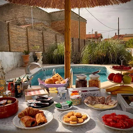 Alojamento de Acomodação e Pequeno-almoço Sa Domu De Don Ninnu