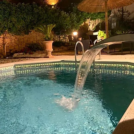 Sa Domu De Don Ninnu Bed & Breakfast 3*