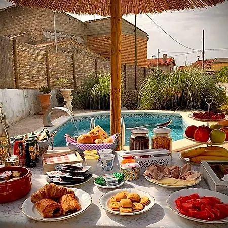 Bed & Breakfast Sa Domu De Don Ninnu