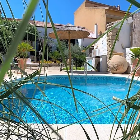 Bed & Breakfast Sa Domu De Don Ninnu Gesturi